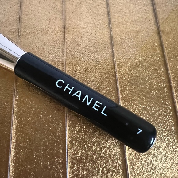 New made in Japan Chanel makeup brush #7 - Picture 5 of 6
